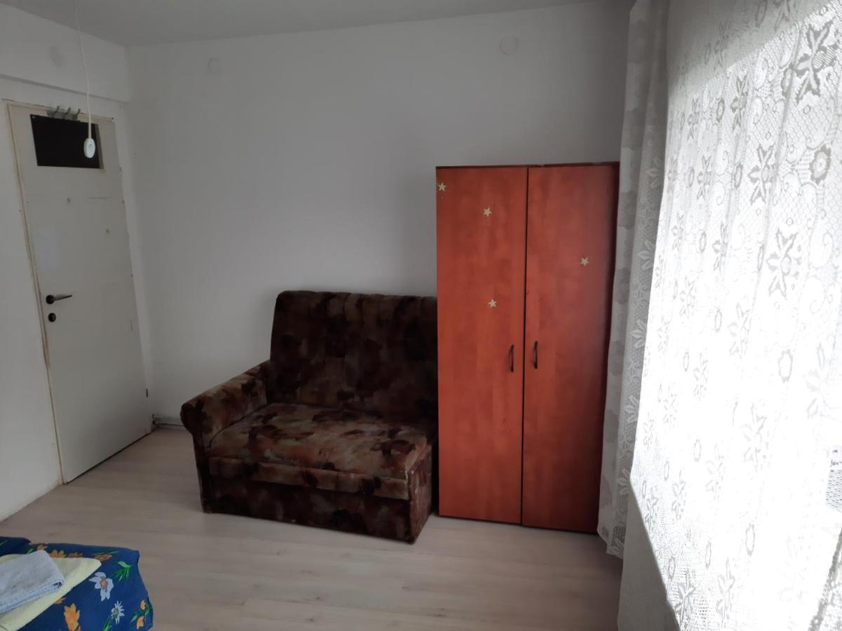 Casa Cu Curte Hotell Braşov Eksteriør bilde